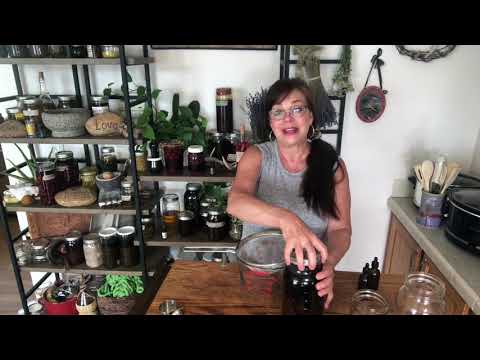 How to Make Willow Bark Tincture: Your Own Natural Aspirin