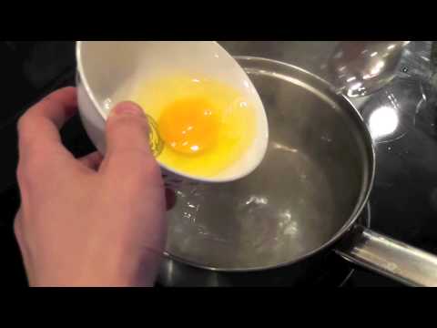 How to poach an egg