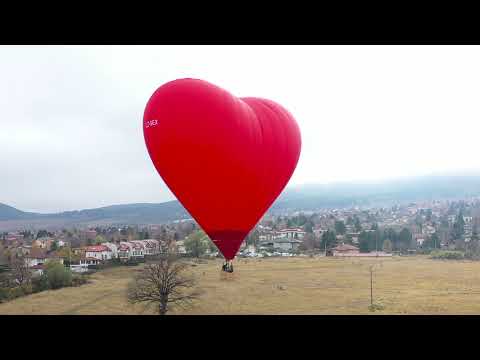 hearth shaped hot air balloon