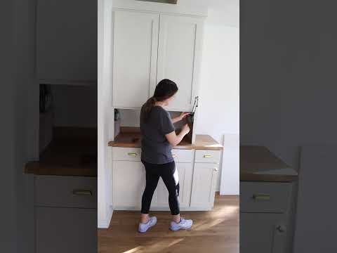 DIY Appliance Garage to Hide the Microwave!